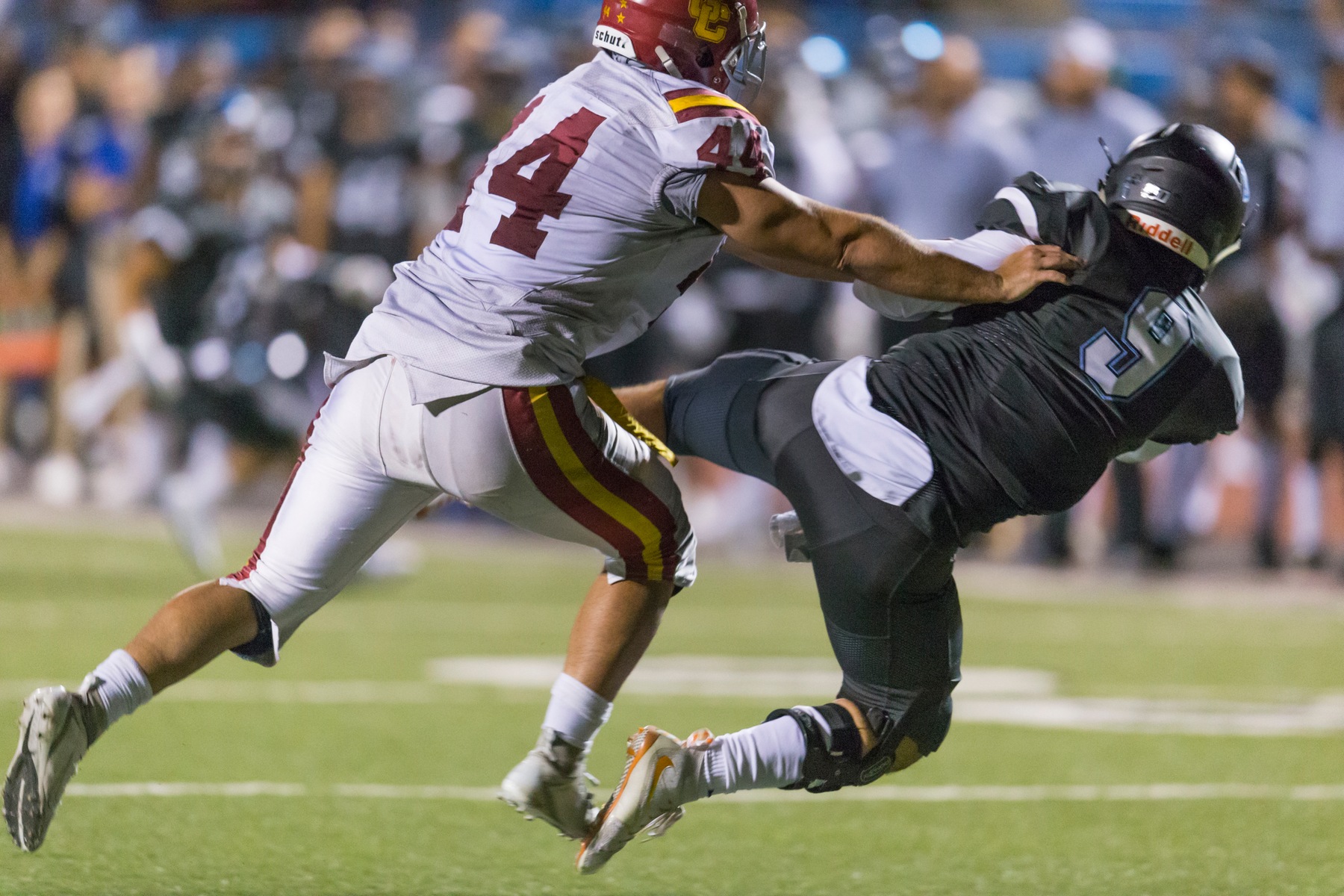 Glendale strikes early and often in 40-23 win over L.A. Valley for second straight victory