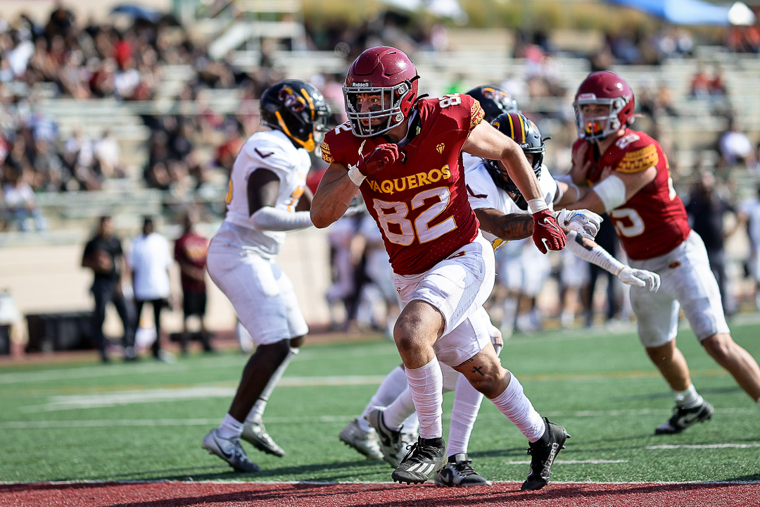 Congratulations to GCC Sophomore Football Player Dario Sandoval for being named Southern California Football Association Defensive Player of the Week