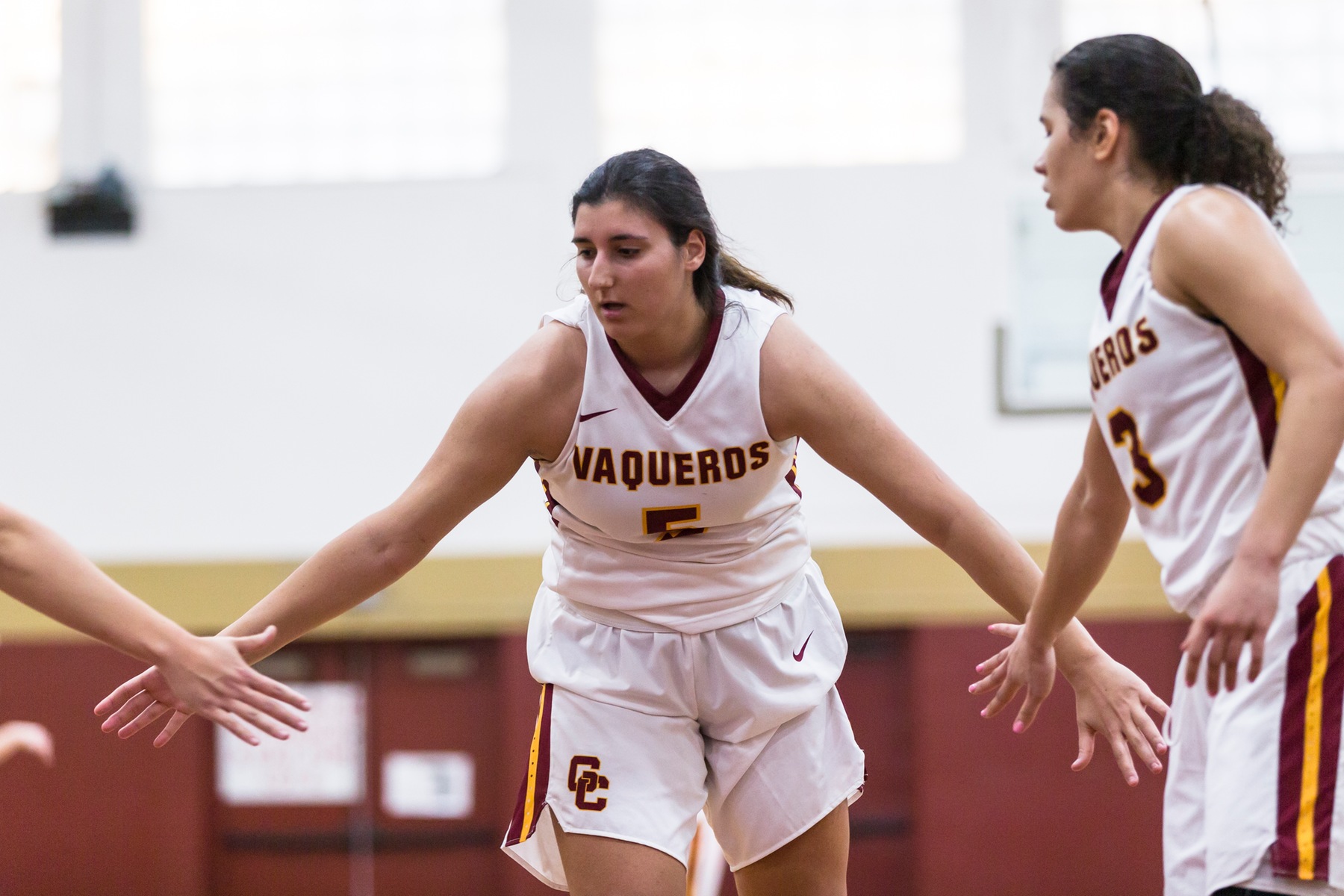 Women’s Basketball continues winning ways with 61-43 win over Barstow