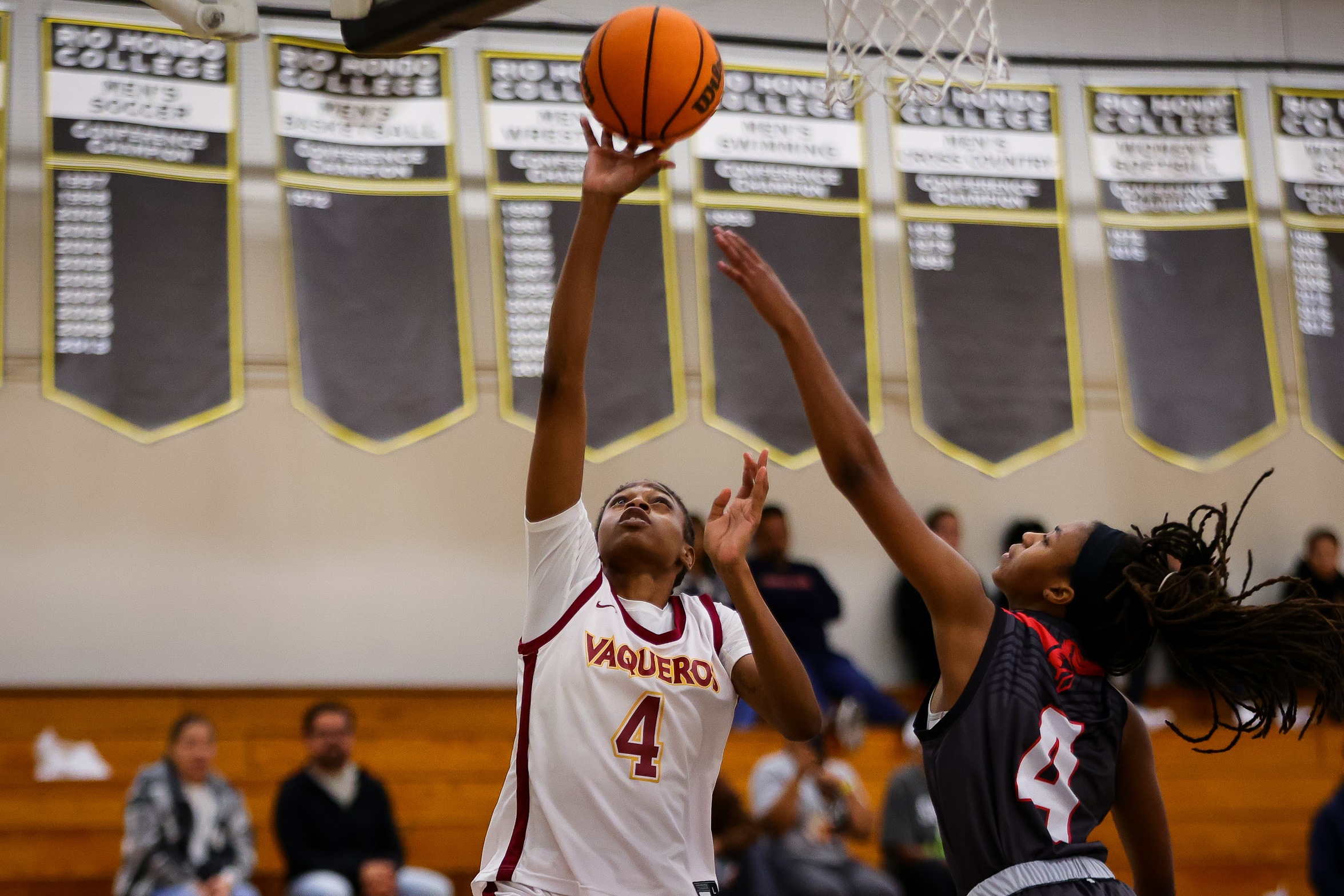 GCC Women's Basketball starts season by splitting a pair of games in the Rio Hondo Crossover Nov 8-9.